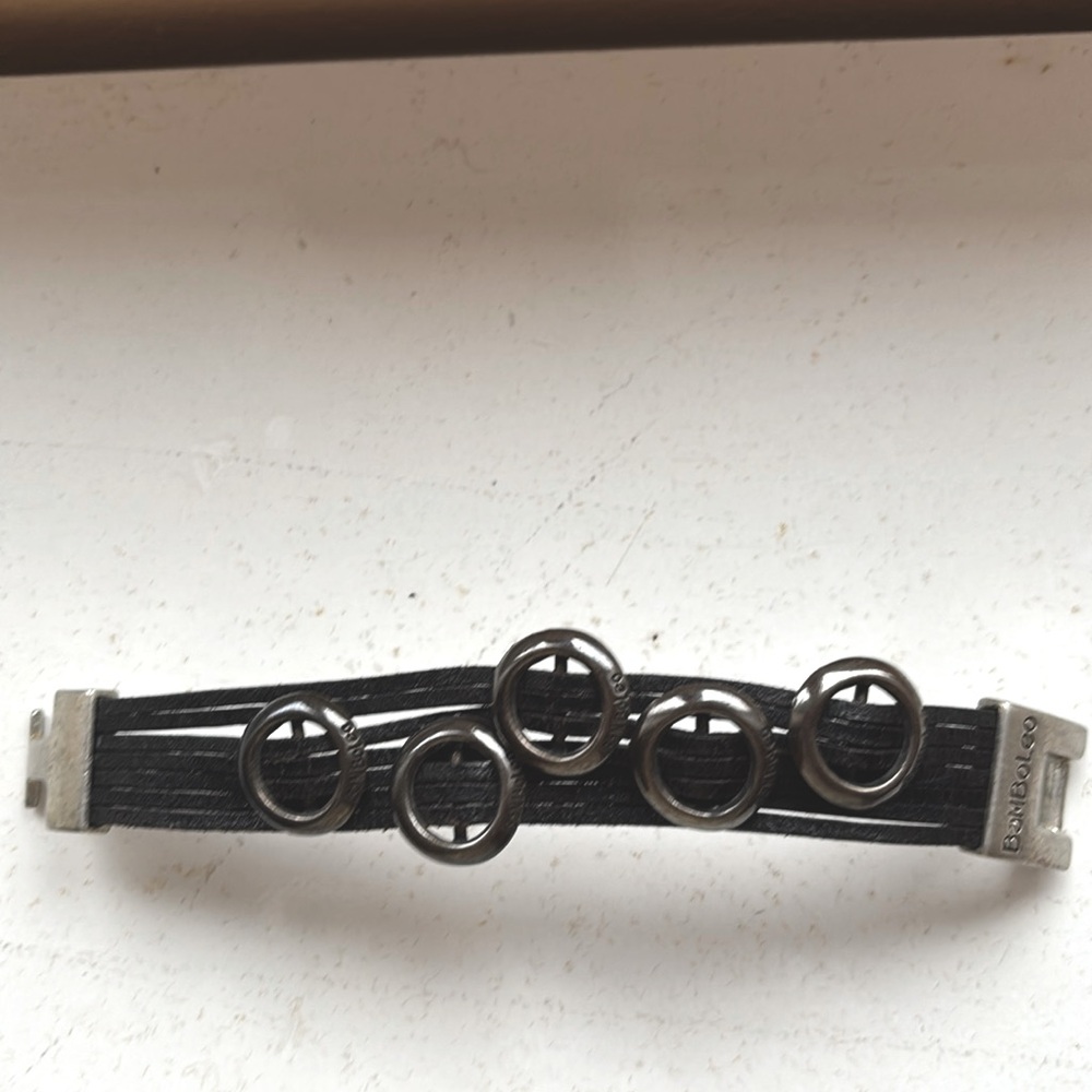 Bamboleo leather bracelet made in Spain